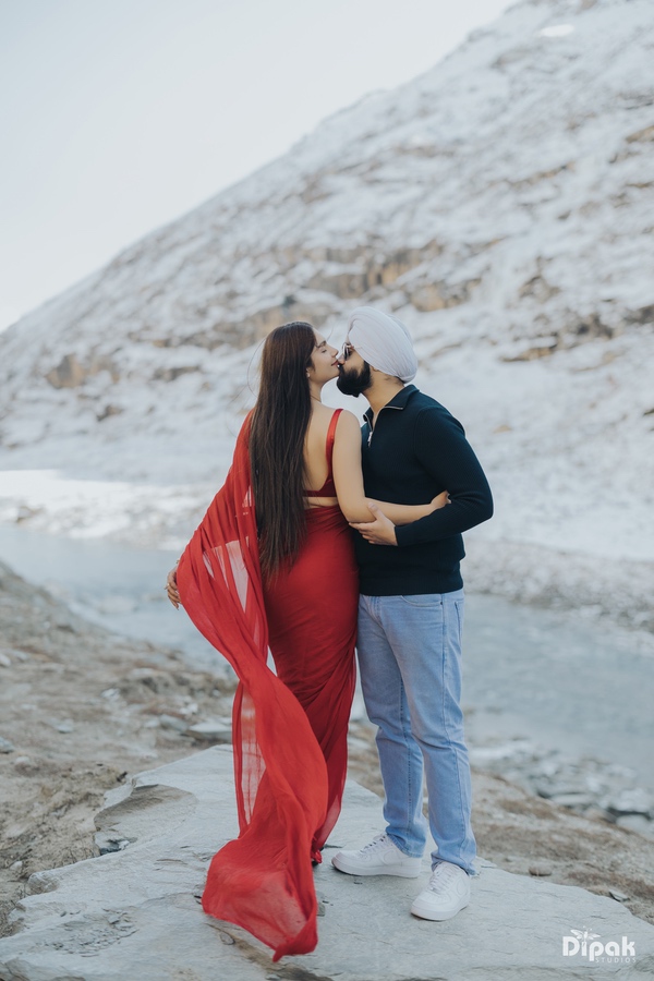 Sahej & Tavleen — a love story, written in the mountains